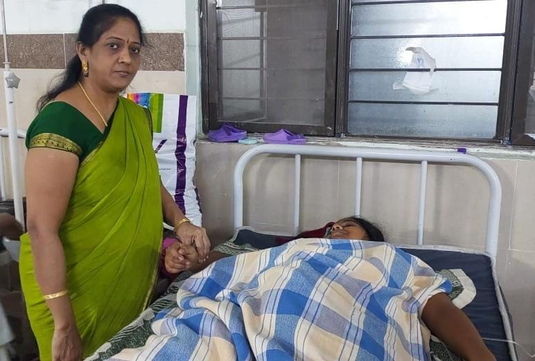 Doctor visit to patient image
